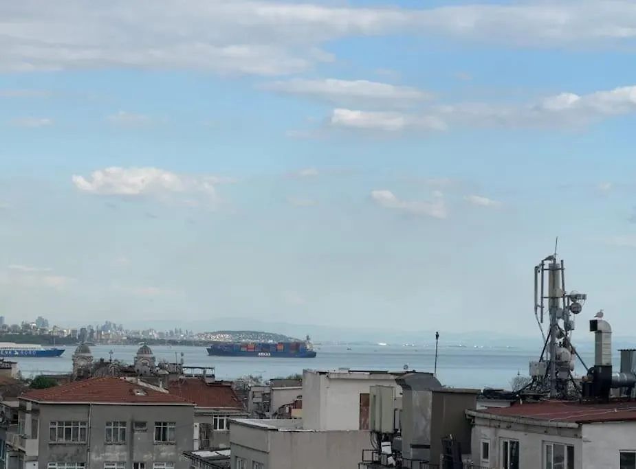 Apartment Fatih Merkezi Lokasyon Guezel Teras Manzarali Daire Istanbul